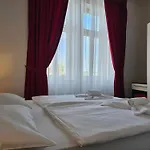 Vysta Hotel