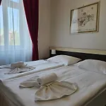Vysta Hotel 3*