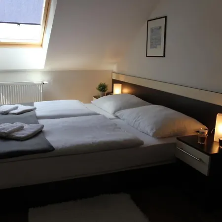Vysta Hotell Prag