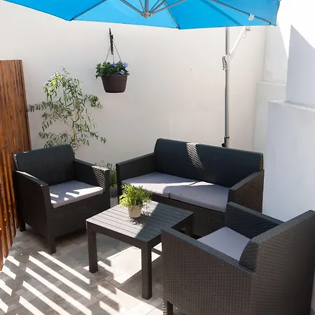 Vysta Hotel