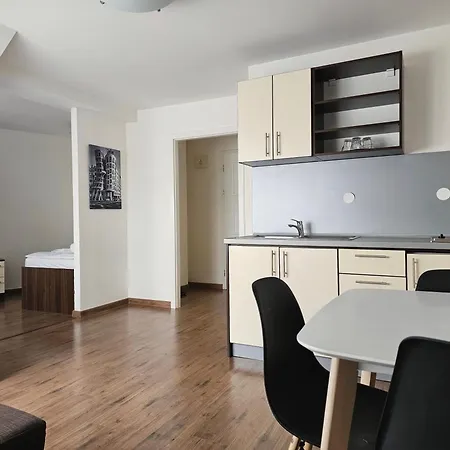 Hotel Vysta 3*