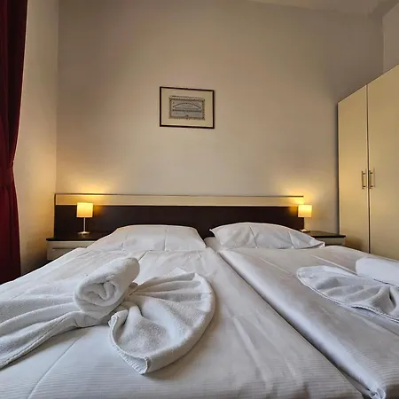 Hotell Vysta 3*